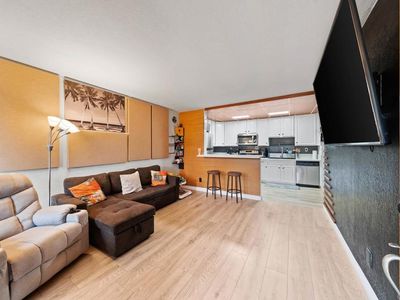 1845 Bayview Heights Dr Unit 110, San Diego, CA, 92105