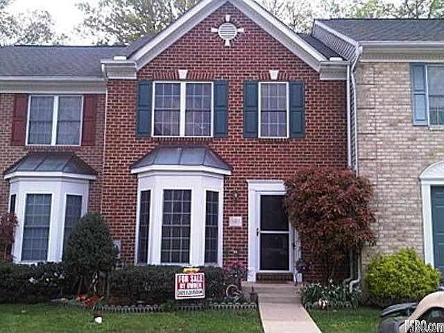 641 Bellerive Court
