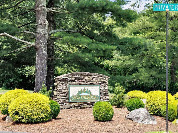 16 Juniper Circle #16, Monroe, CT 06468