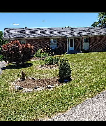 3rd image of 527-529 Winston Way