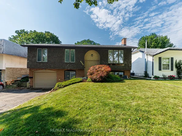 6980 Dolphin St, Niagara Falls, ON L2E 6Y2