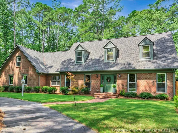 403 Oxford Rd, Lumberton, NC 28358