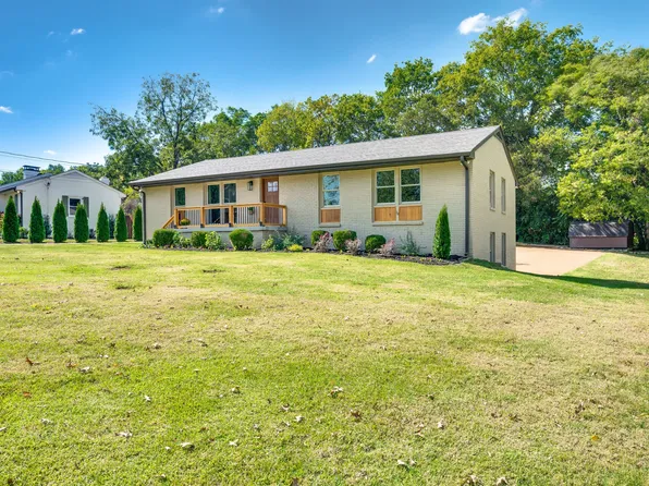 102 Blue Grass Dr, Franklin, TN 37064