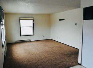 1005 S Aldrich St #4, Aberdeen, SD 57401