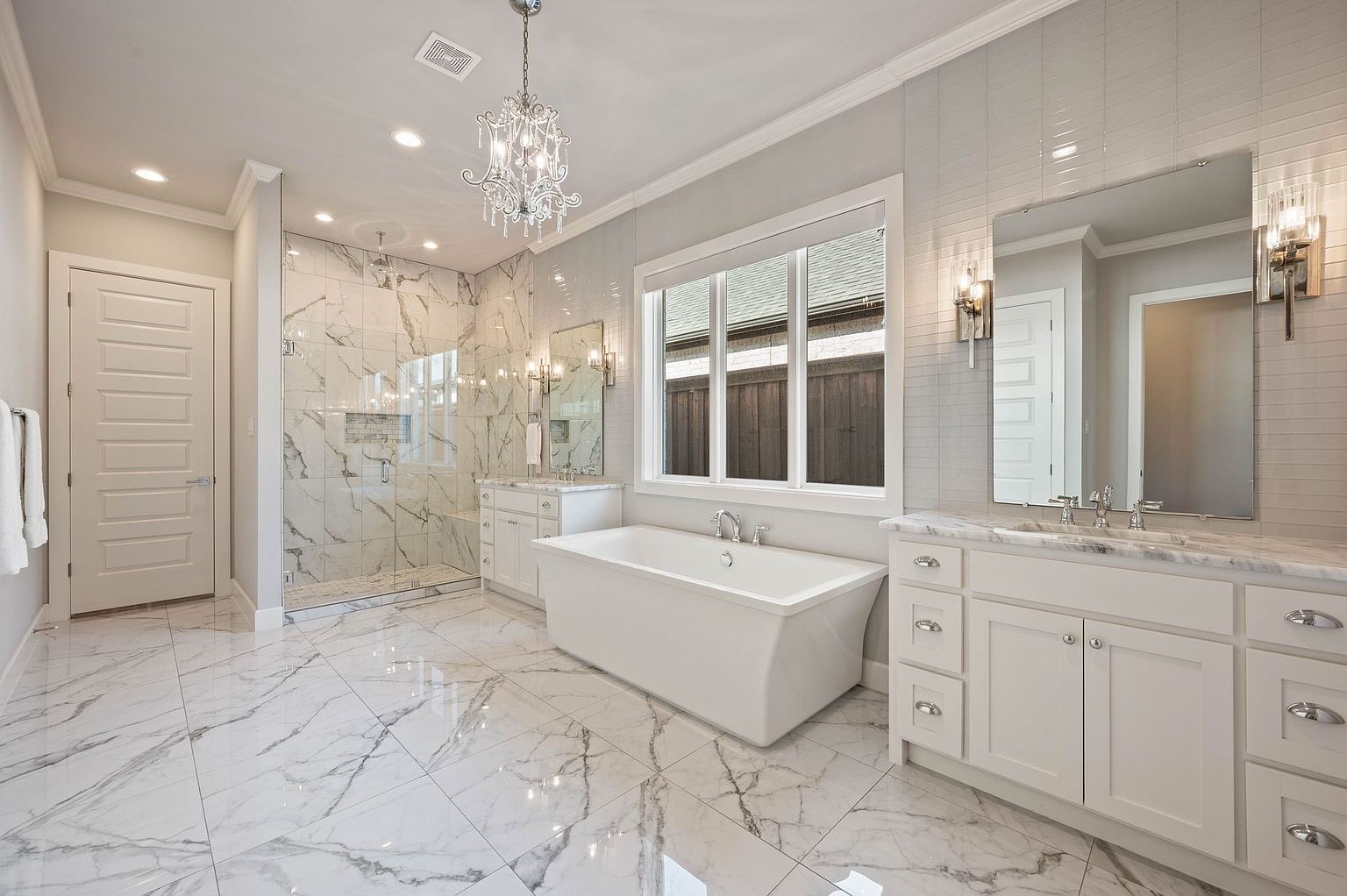 Property in a prime location with modern interiors
