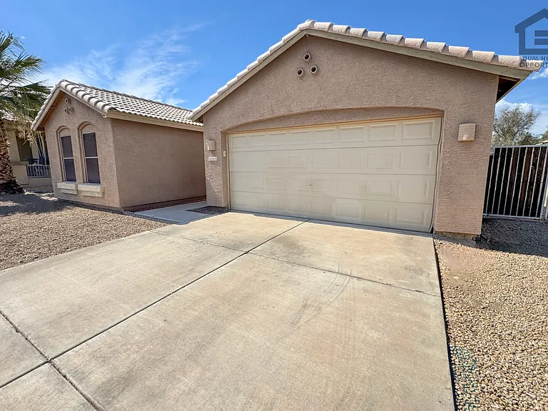 12614 W Avalon Dr — Photo 5