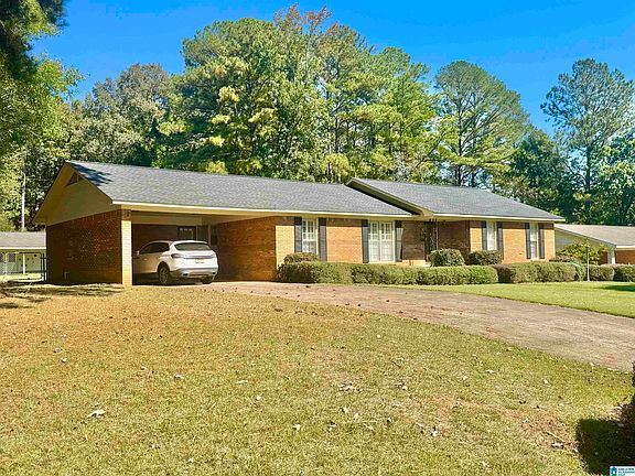 2nd image of 1018 Magnolia Dr