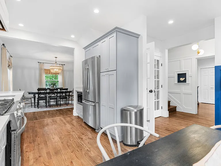 13 Chapin St — Photo 11