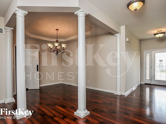 5th image of 324 Calvert Pl
