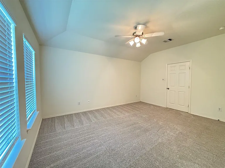 20622 Tulip Blossom Ct — Photo 17