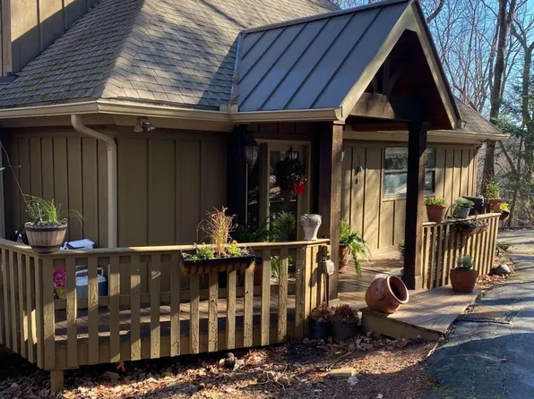 1114 Quail Cove Dr, Big Canoe, GA 30143