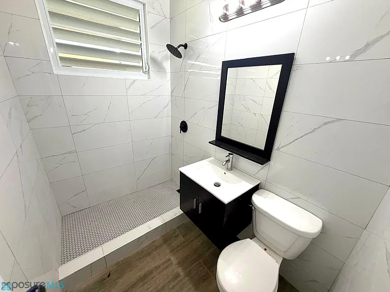 140 Lighthouse Dr — Photo 6