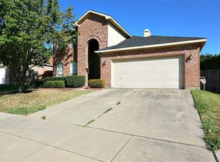 1015 Bonanza Dr, Arlington, TX 76001