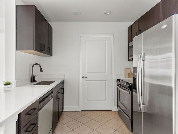 2nd image of 1000 Northside Dr NW #1-1210