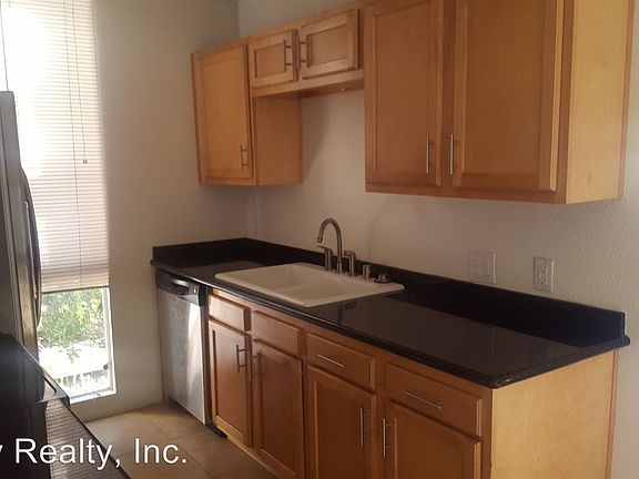 4th image of 6455 La Jolla Blvd Unit 101