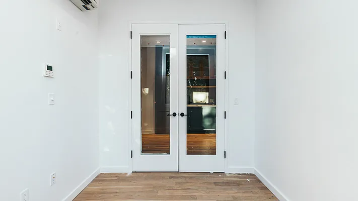 Rented by Nooklyn NYC LLC | media 40