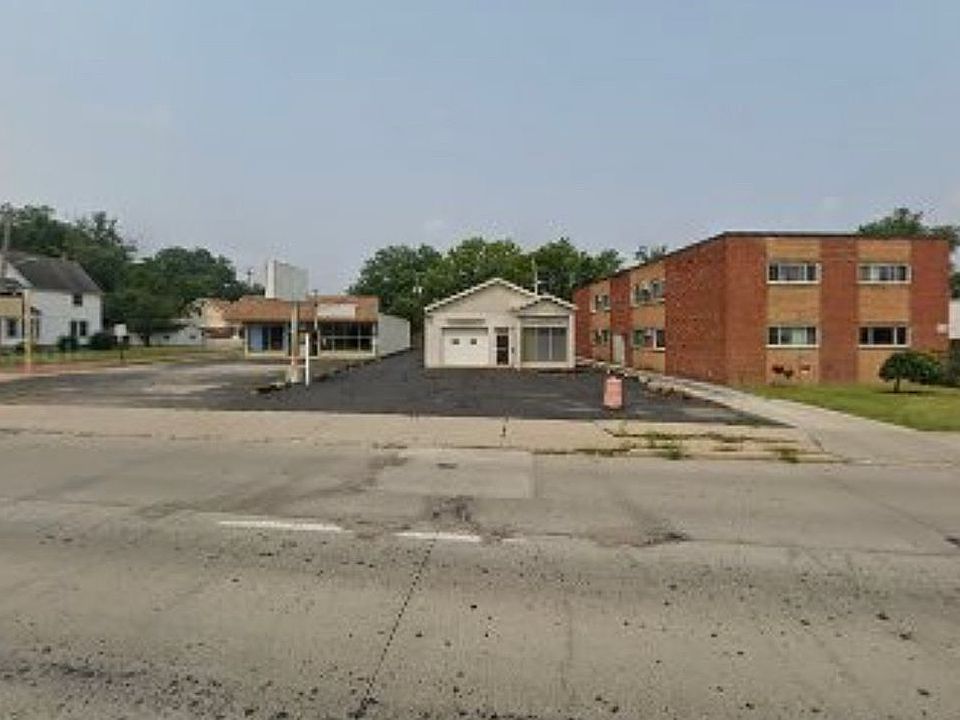 1st image of 4194 Rocky River Dr