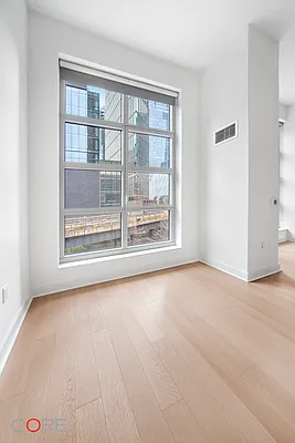 Rented by CORE | media 28