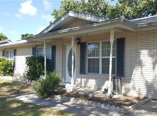3318 Charlotte Dr, Corpus Christi, TX 78418