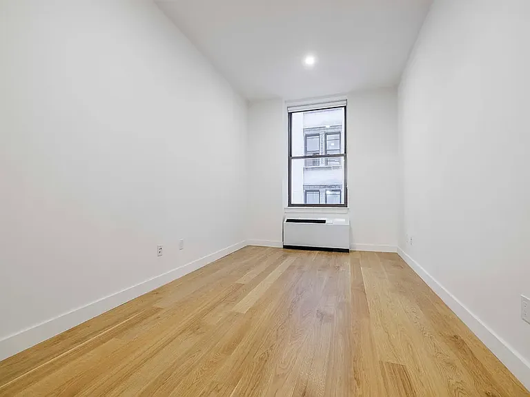 37 Wall St #3M — Photo 9