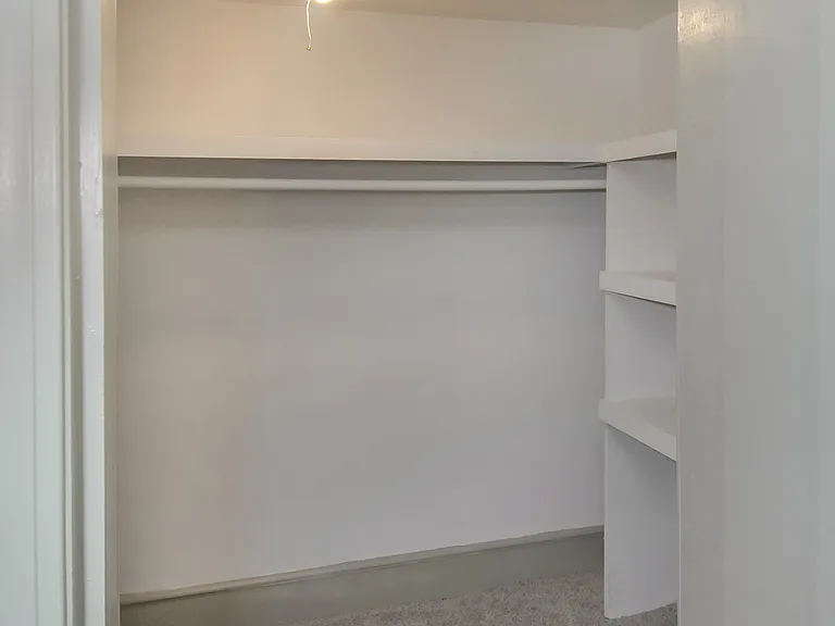 1200 E Broadway #1B — Photo 15