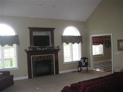 3rd image of 8560 Waynesboro Way