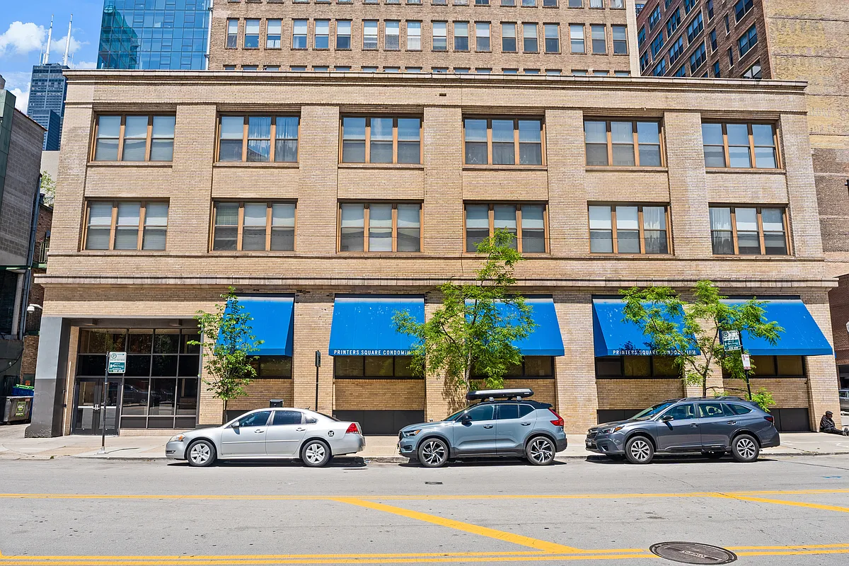 Building Photo - 780 S Federal St #705