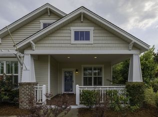 504 Cottage Ct, Holly Ridge, NC 28445