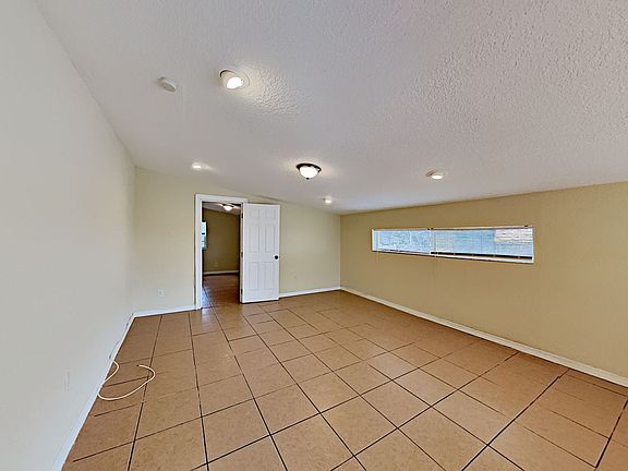 4th image of 1433 Fair Green Cir