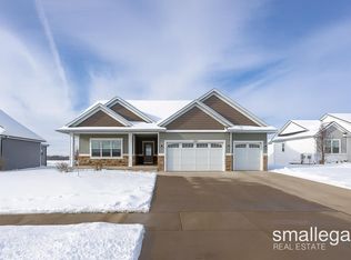 1845 Kenowa Ave NW, Grand Rapids, MI 49534