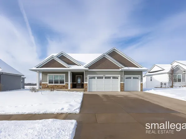 1845 Kenowa Ave NW, Grand Rapids, MI 49534
