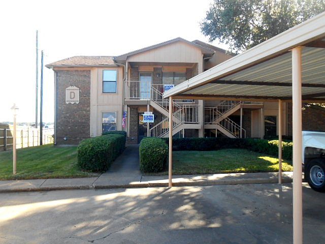 1st image of 849 S Gun Barrel Ln