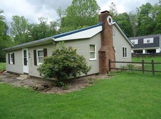 104 Puppy Path Ln, Ligonier, PA 15658