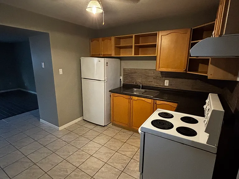 111 Conroy Cres #1 — Photo 6