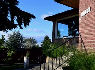 6714 36th Ave SW, Seattle, WA 98126