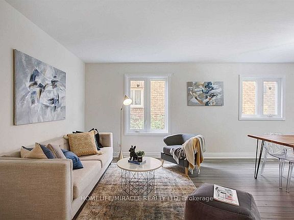 4th image of 2889 Gulfstream Way