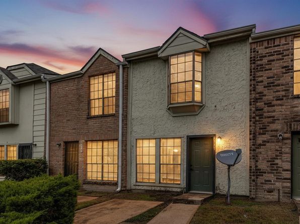 8725 Victorian Village Dr