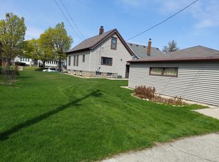 2016 S 68th St, West Allis, WI 53219