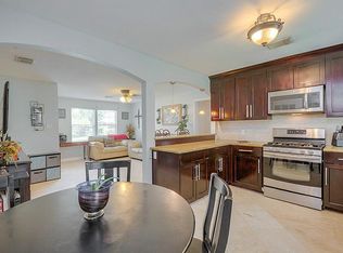 7517 Meadowshire St, Houston, TX 77037