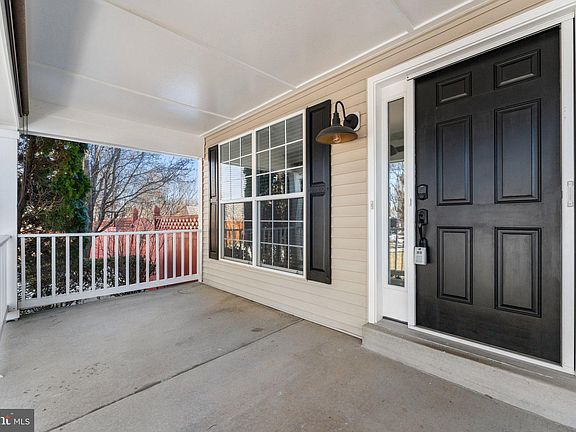 4th image of 10781 Lord Chancellor Ln