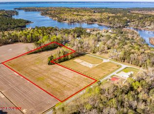 821 Howells Rd, Grantsboro, NC 28529