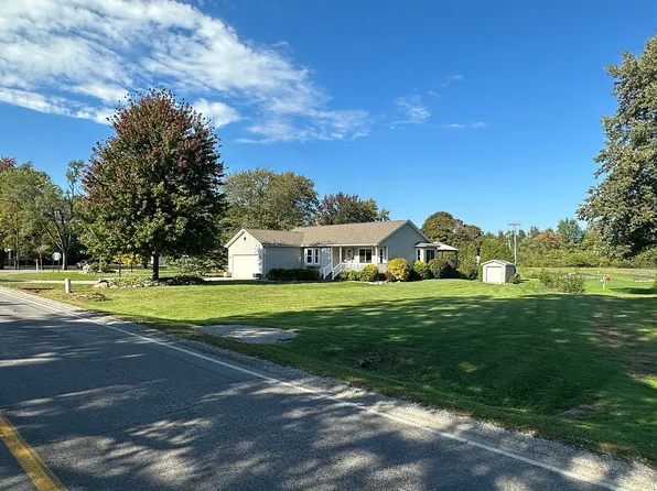 4070 Bluebush Rd, Monroe, MI 48162