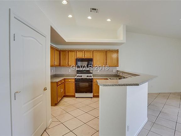 4th image of 5234 Willowdale Ct