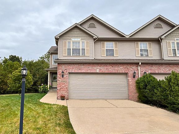 3rd image of 10104 N Brompton Ct