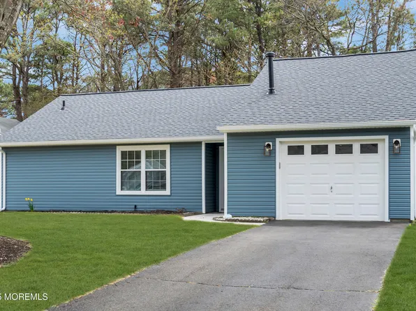 12 Sussex Place, Forked River, NJ 08731
