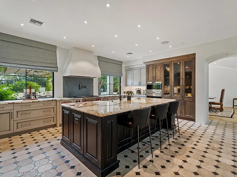 6717 E Solano Dr — Photo 25