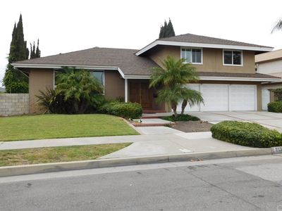 2525 E Hillcrest Ave, Orange, CA, 92867