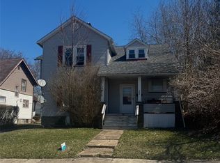 244 N Oakland Ave, Sharon, PA 16146