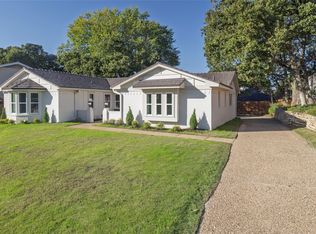 1905 Park Hill Dr, Arlington, TX 76012