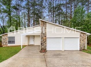 9309 Thomas Rd, Jonesboro, GA 30238